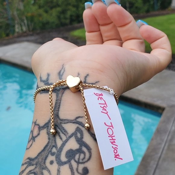 NWT Betsey Johnson Gummy Bear Bracelet - Picture 12 of 17